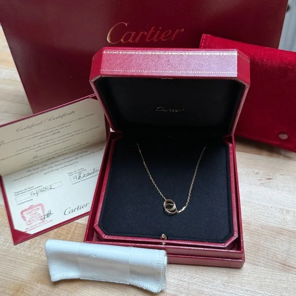 Cartier Love Pendant - Picture 3 of 12